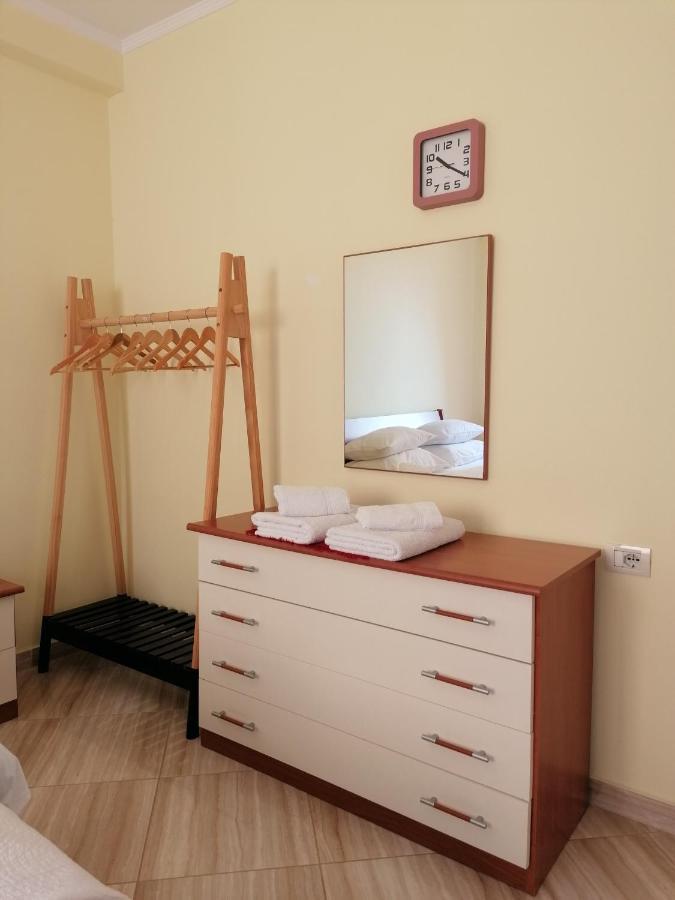 Holiday Center Apartment Shkodra Exterior foto