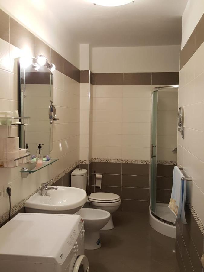Holiday Center Apartment Shkodra Exterior foto